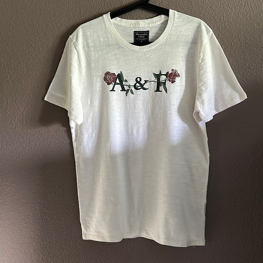 Abercrombie & Fitch Men’s Roses Tee, size: M